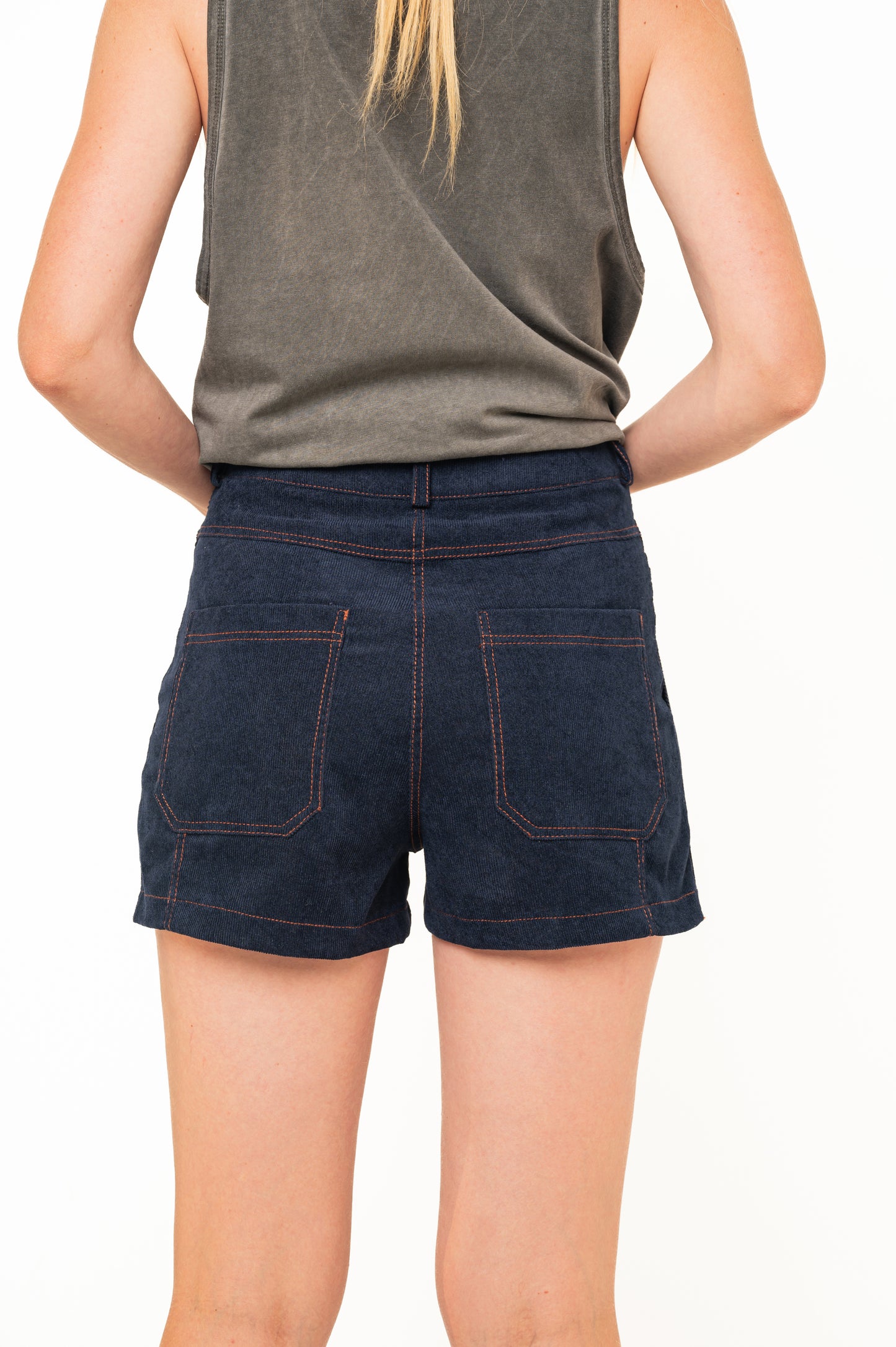 Жіночі вельветові шорти